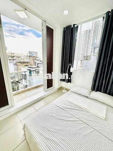 Cho Thuê Căn Hộ 2pn1wc Ban Công Thoáng Full NT Ở Nguyễn Cảnh Chân Q1