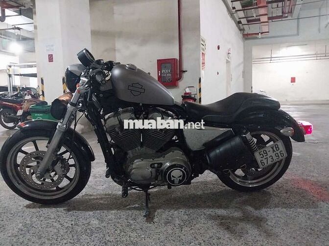 Harley davidson iron 883