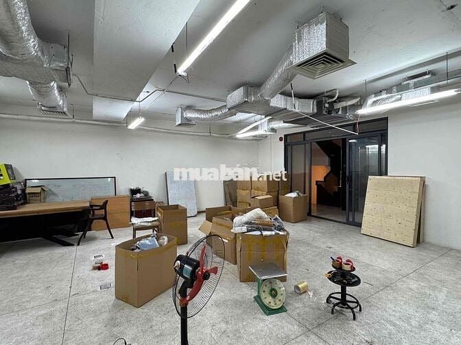 cho thuê sàn văn phòng rộng 120m2