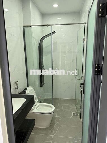 NHÀ MỚI 100% NHƯ HÌNH ẢNH FUNL NỘI THẤT THANG MÁY GIÁP TÂN BÌNH