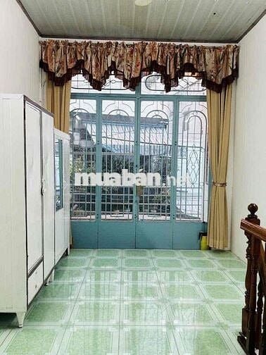 Nhà cho thuê hẻm xe hơi, trệt lầu, dt sử dụng 30m2