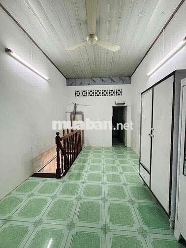 Nhà cho thuê hẻm xe hơi, trệt lầu, dt sử dụng 30m2