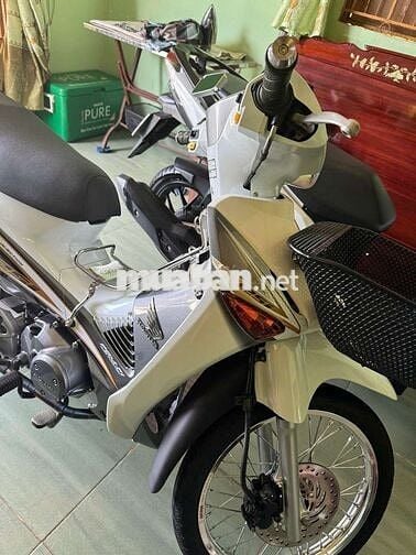 Neo kim máy thái dọn leng keng sạch sẽ