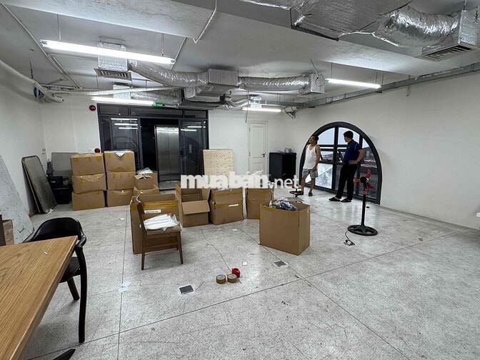 cho thuê sàn văn phòng rộng 120m2