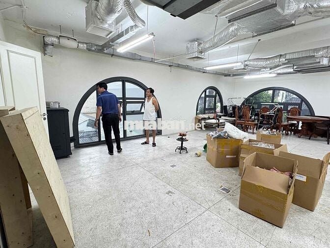 cho thuê sàn văn phòng rộng 120m2