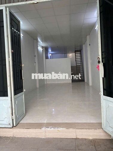 Nhà 1 lầu 2 phòng ngủ 2 tollet.hẻm chợ Bình Thành