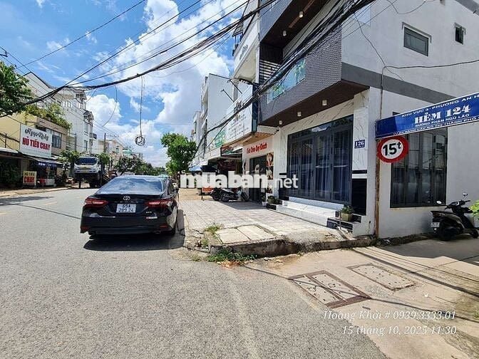 Nhà trục chính hẻm thông Kinh Doanh Phạm Ngũ Lão