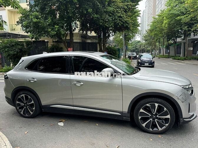 VinFast VF8 2022  - 343340 km
