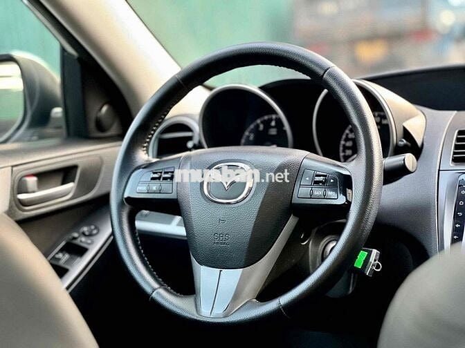 Mazda 3 2013 S 1.6 AT - 11000 km