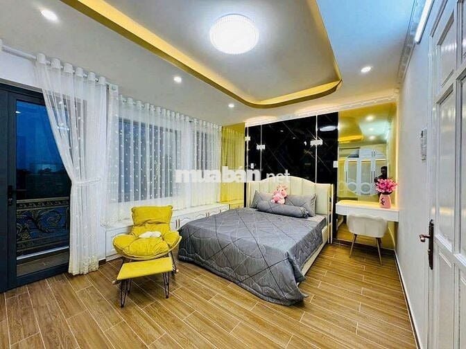 Cho thuê nhà mặt tiền đường số DT: 4x18m 4pn giá 20tr