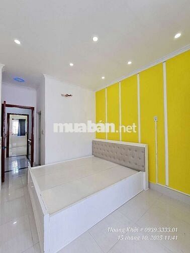 Nhà trục chính hẻm thông Kinh Doanh Phạm Ngũ Lão
