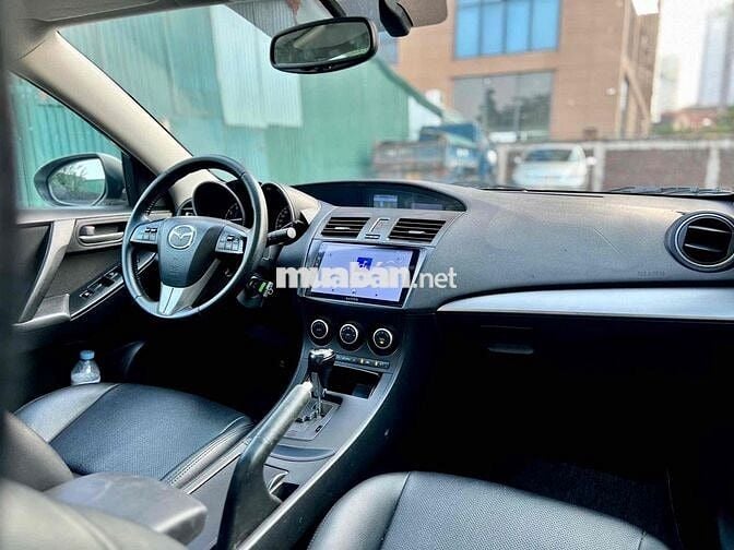 Mazda 3 2013 S 1.6 AT - 11000 km