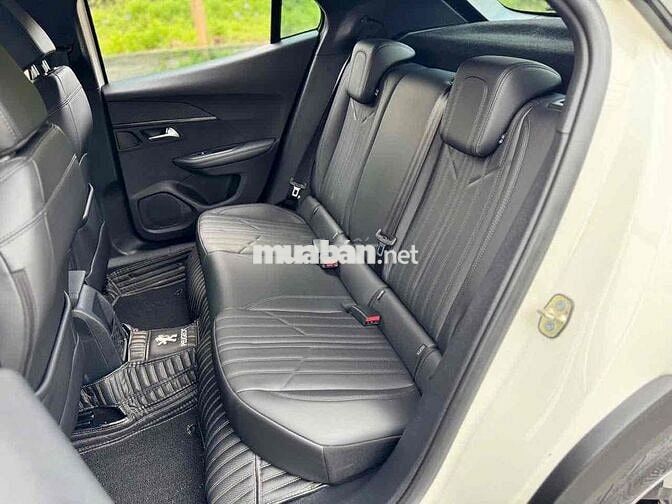 Peugeot 2008 2022 GT Line 1.2 AT - 48000 km