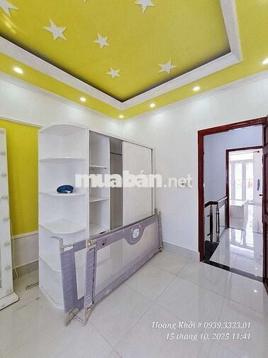 Nhà trục chính hẻm thông Kinh Doanh Phạm Ngũ Lão