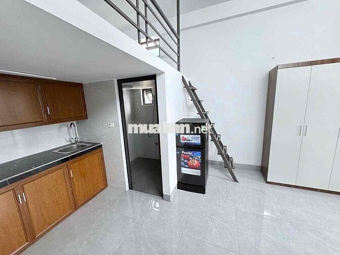 CCMN MỚI TINH-FULL ĐỒ- GÁC XÉP - Cửa sổ thoáng mát , Gần các trường ĐH