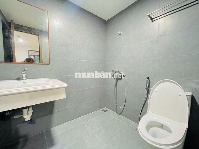 245 Đường Lạc Long Quân, Tây Hồ 2N1K