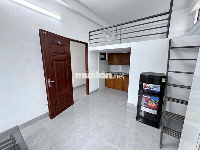CCMN MỚI TINH-FULL ĐỒ- GÁC XÉP - Cửa sổ thoáng mát , Gần các trường ĐH
