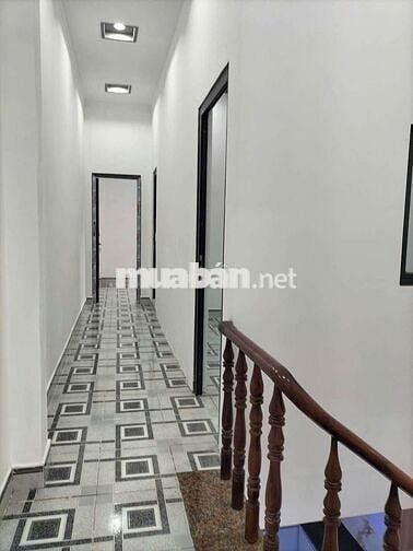 Tôi cần bán nhà Lầu Trệt gần chợ Tân long và ngã ba Ông xã Dĩ An