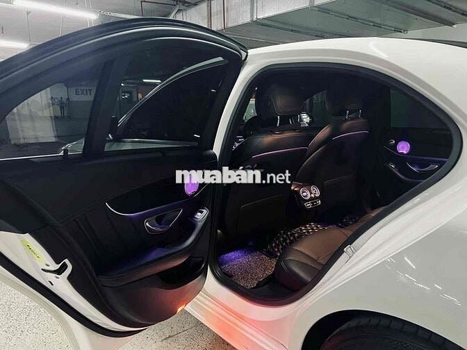ĐỔI XE CẦN BÁN C300 AMG