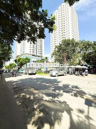 🏙️ Cho thuê Thành Thái Q10 – Tòa nhà mới, full tiện nghi, đẹp!