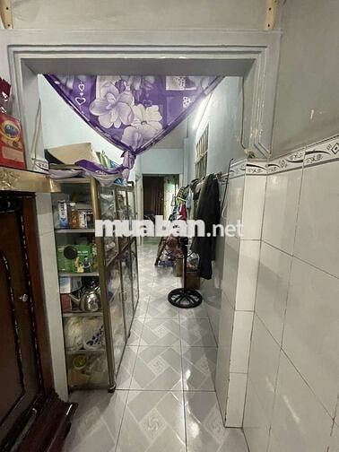 Cần bán gấp nhà cấp bốn cũ,140m2, nhỉnh 12tỷ, đường Lê Văn Lương quận7