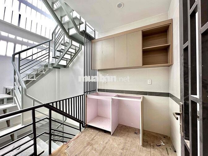 Căn hộ tách bếp mới xây đang setup 100% gần Landmark