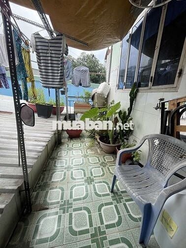 Cần bán gấp nhà cấp bốn cũ,140m2, nhỉnh 12tỷ, đường Lê Văn Lương quận7