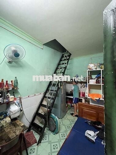 Cần bán gấp nhà cấp bốn cũ,140m2, nhỉnh 12tỷ, đường Lê Văn Lương quận7