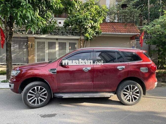 Ford Everest 2018 Titanium 2.0L 4x4 AT - 11000 km