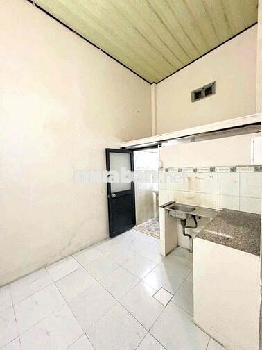PHÒNG TRỌ TÁCH BẾP CÓ MÁY LẠNH GẦN ĐẠI HỌC CÔNG THƯƠNG