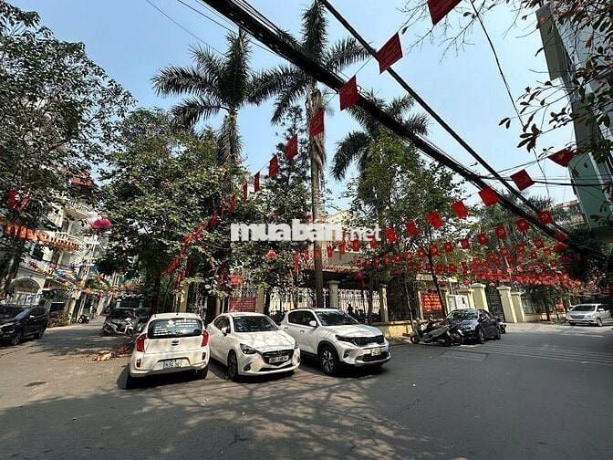 NGON BỔ RẺ - 260 m2 phân lô LẠC LONG QUÂN - CÁCH HỒ TÂY 200M