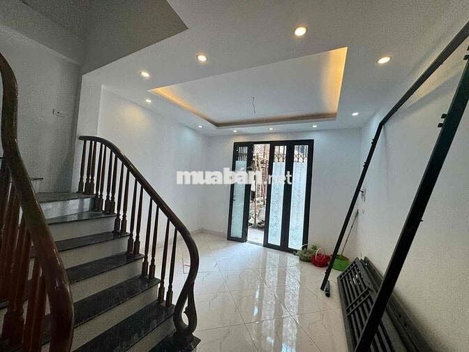 BÁN NHÀ LA PHÙ- HOÀI ĐỨC - LÔ GÓC 32/38M-5TẦNG -MT4.6M -5.X TỶ