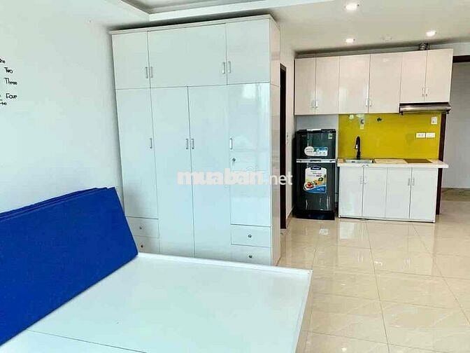 Phòng 30m2_Studio ban công,bếp hút mùi_202 Huỳnh Văn Bánh,PN