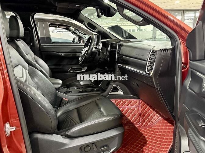 Everest Titanium 2023 Xe Bán Tại Hãng Ford