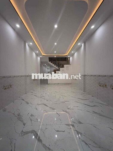 BÁN GẤP NHÀ 2 TẦNG 2 MÊ MẶT TIỀN ĐƯỜNG TÔN ĐẢN