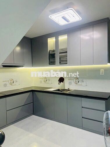 Bán nhà mặt tiền 745 Lạc Long Quân, P10, Q.TB