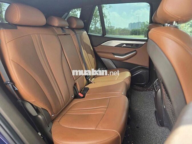 VinFast Lux SA2.0 2020 Premium 2.0 AT - 60000 km