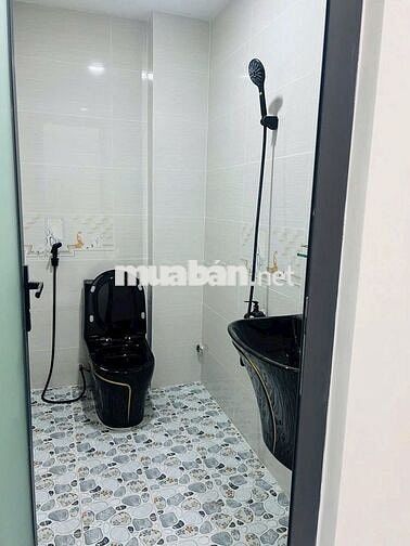 Bán nhà mặt tiền 745 Lạc Long Quân, P10, Q.TB