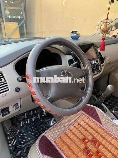 Toyota Innova 2009 G