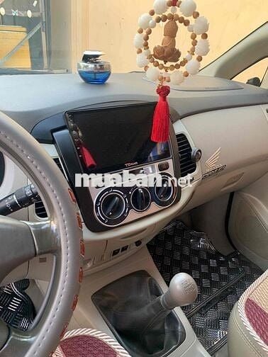 Toyota Innova 2009 G