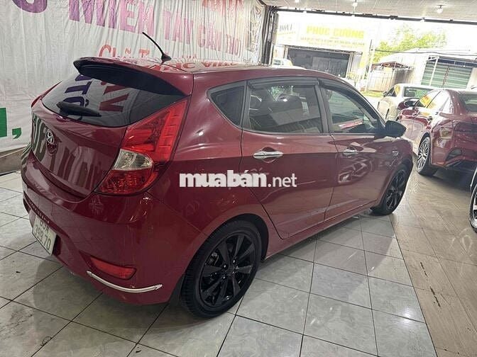 Hyundai Accent 2014 1.4 AT Hatchback - 910123 km