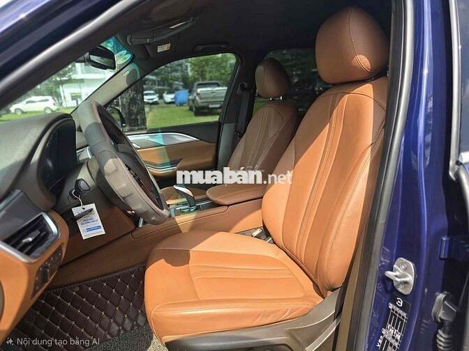 VinFast Lux SA2.0 2020 Premium 2.0 AT - 60000 km