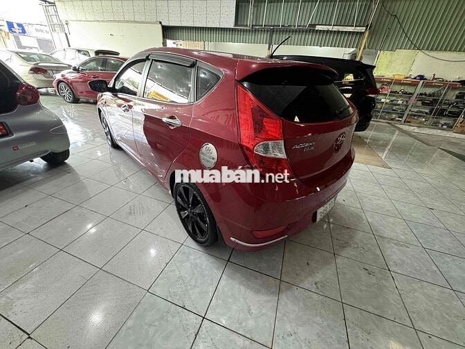 Hyundai Accent 2014 1.4 AT Hatchback - 910123 km