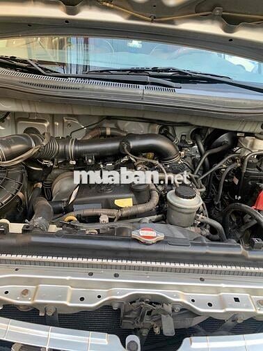 Toyota Innova 2009 G
