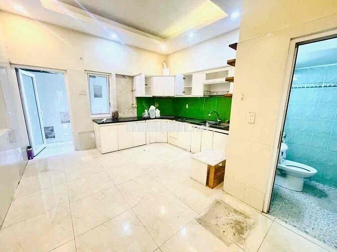 NHỈNH 13 TỈ ,PHỔ QUANG - ĐẲNG CẤP VIP SÂN BAY - 3 TẦNG KIÊN CỐ GẦN MẶT