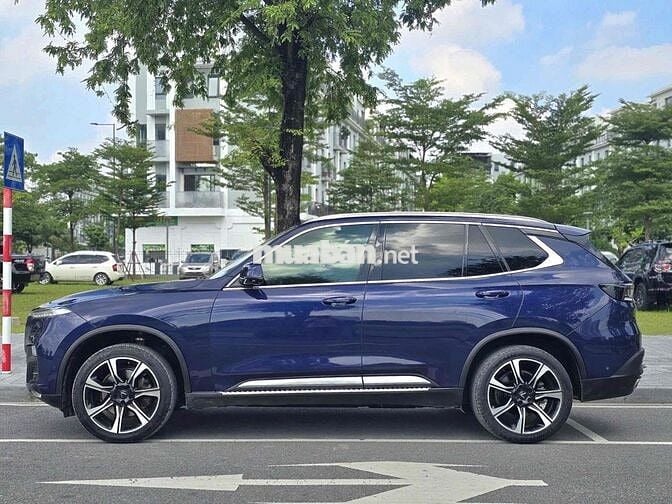 VinFast Lux SA2.0 2020 Premium 2.0 AT - 60000 km