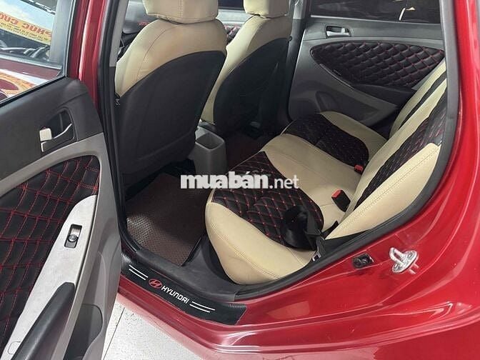 Hyundai Accent 2014 1.4 AT Hatchback - 910123 km