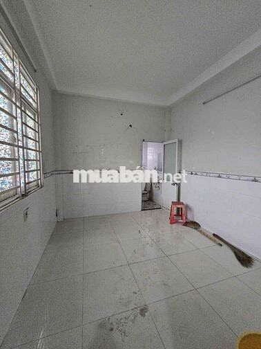 cho thiê nhà Tân kỳ tân quý kình doanh .3 tầng 4x18 giá 10tr 4pn 3 tol