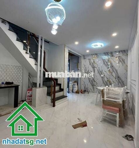 Nhà đẹp Đồng Đen, Tân Bình.
DT: 32m2 (4,2 x 7)m, 2PN - 2WC
