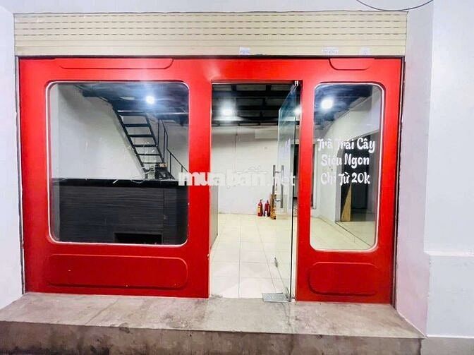 Cho thuê mặt bằng gần góc ngã 4 Tản Đà, Trần Hưng Đạo